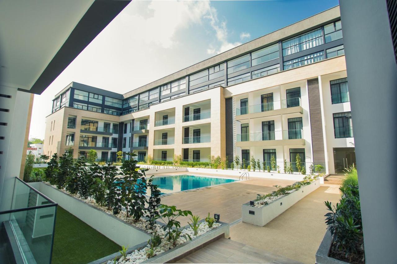 Accra Luxury Apartments @ The Gardens ภายนอก รูปภาพ